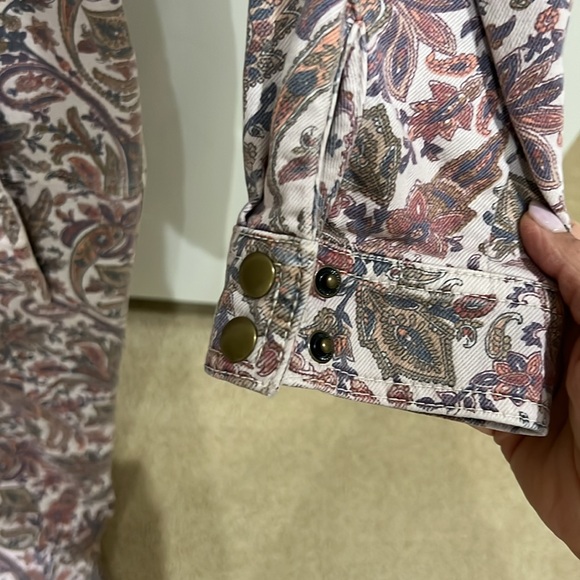 ANTHROPOLOGIE Paisley Jumpsuit. NWT. Size XS - Picture 4 of 9